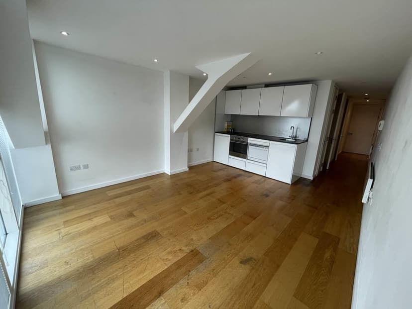 514 Airpoint Skypark Road - Image 5