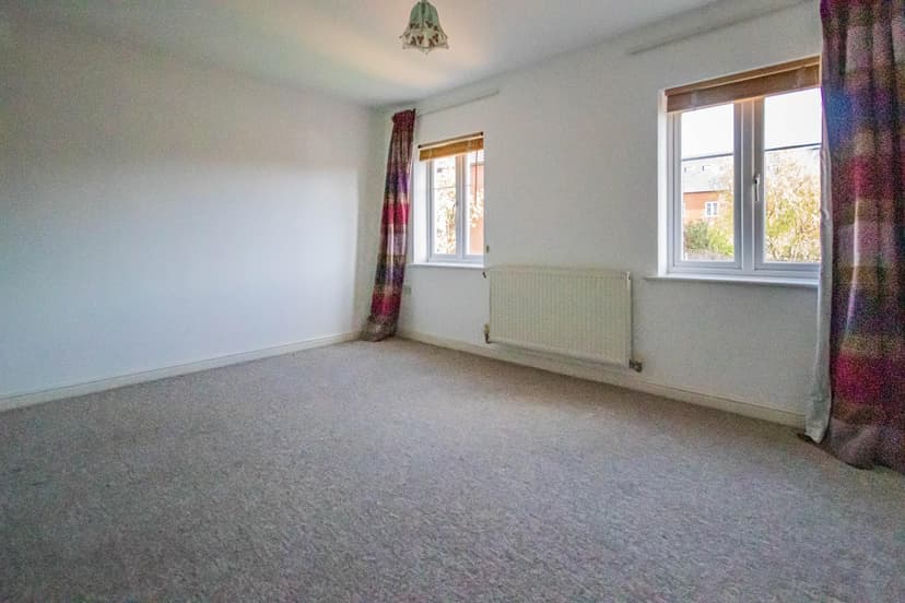 19 Jenny Lane - Image 13