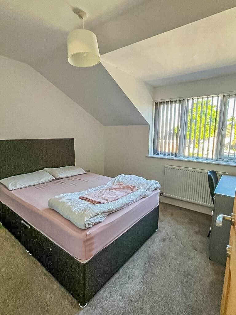 8 Cinderford Close - Image 5