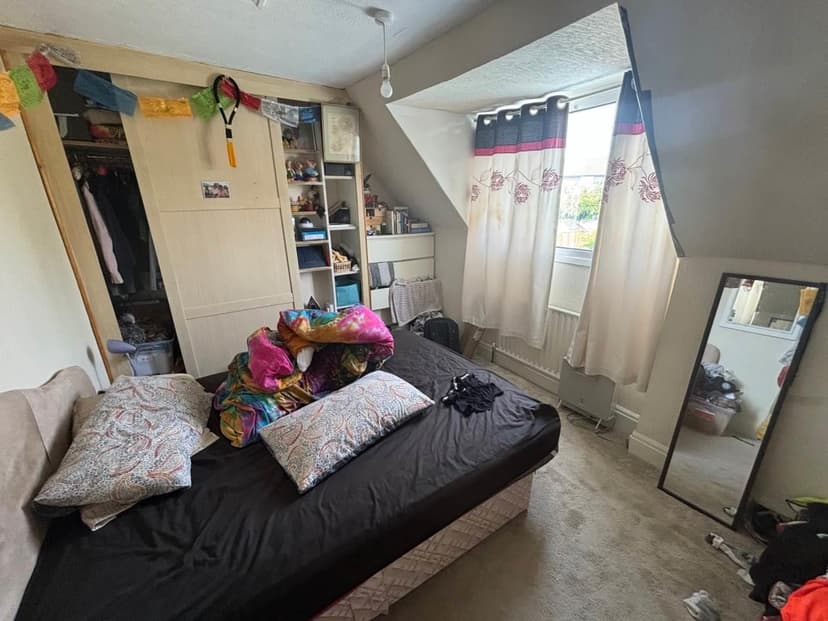 22 Mackie Avenue - Image 8