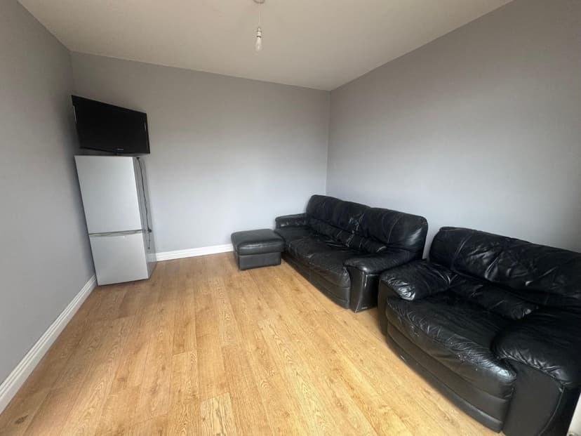 22 Toronto Road - Image 5