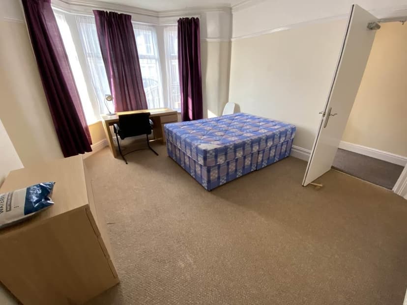 8 Toronto Road - Image 10