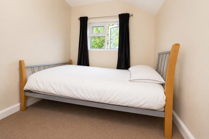 9 Oak Road - Image 6