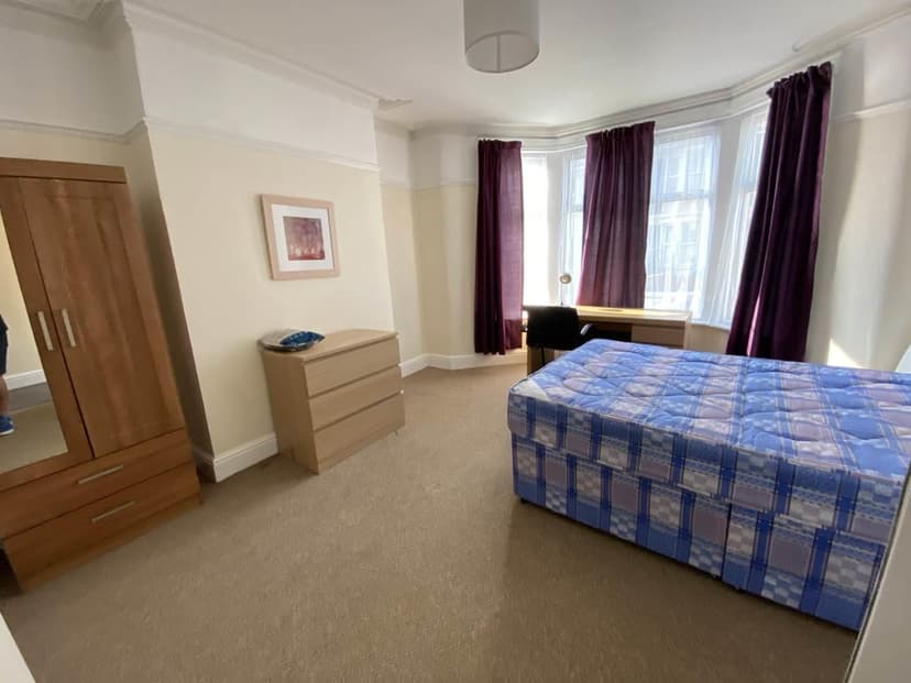 8 Toronto Road - Image 9