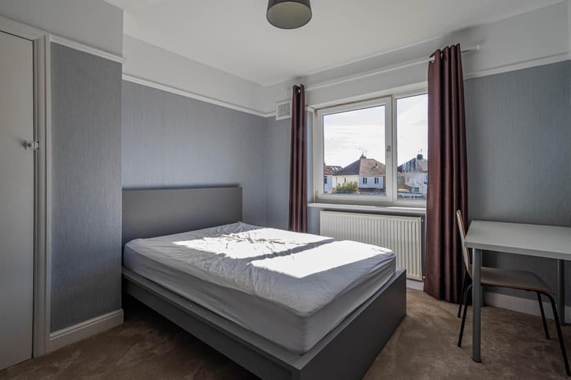 32 Rodney Crescent - Image 8