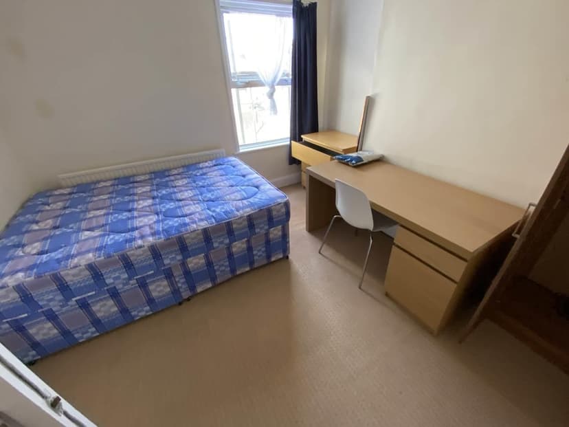 8 Toronto Road - Image 12