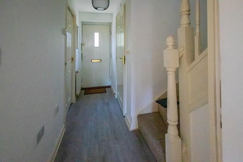 19 Jenny Lane - Image 4