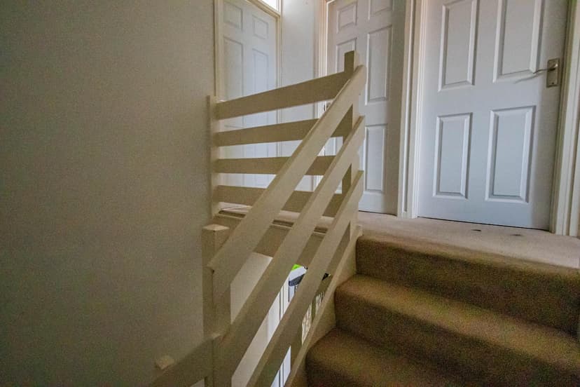 Room 1, 5 Britannia Crescent - Image 9