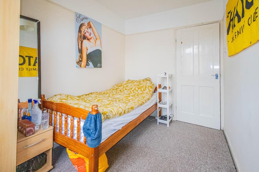 401 Filton Avenue - Image 9