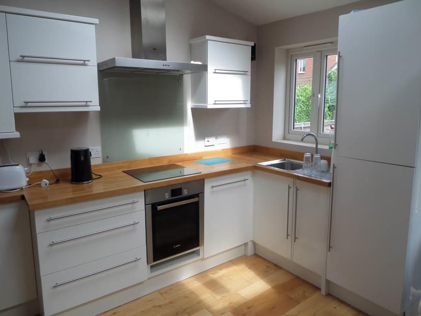 72 Toronto Road - Image 2