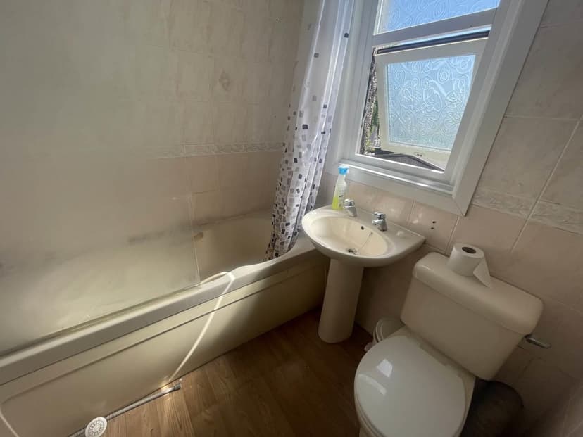 611 Filton Avenue - Image 17