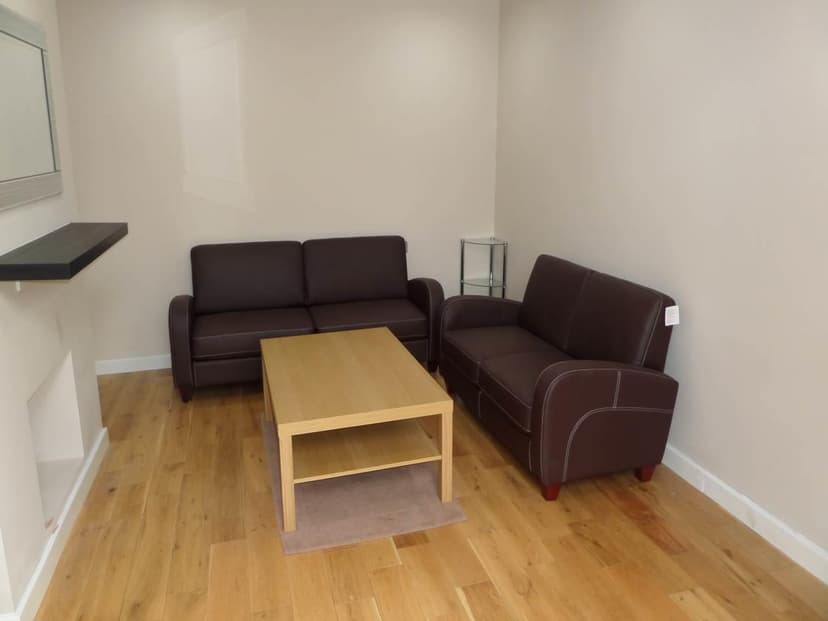 72 Toronto Road - Image 4