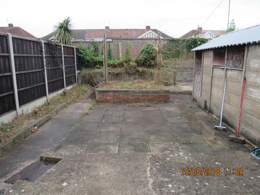 44 Wades Road - Image 4