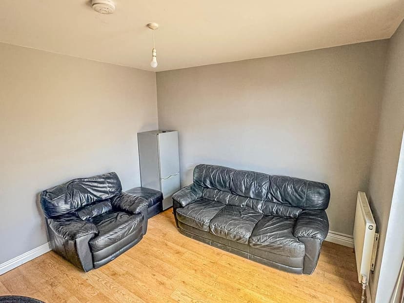 22 Toronto Road - Image 6