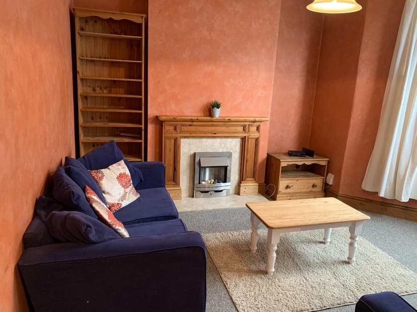18 Rudthorpe Road - Image 2