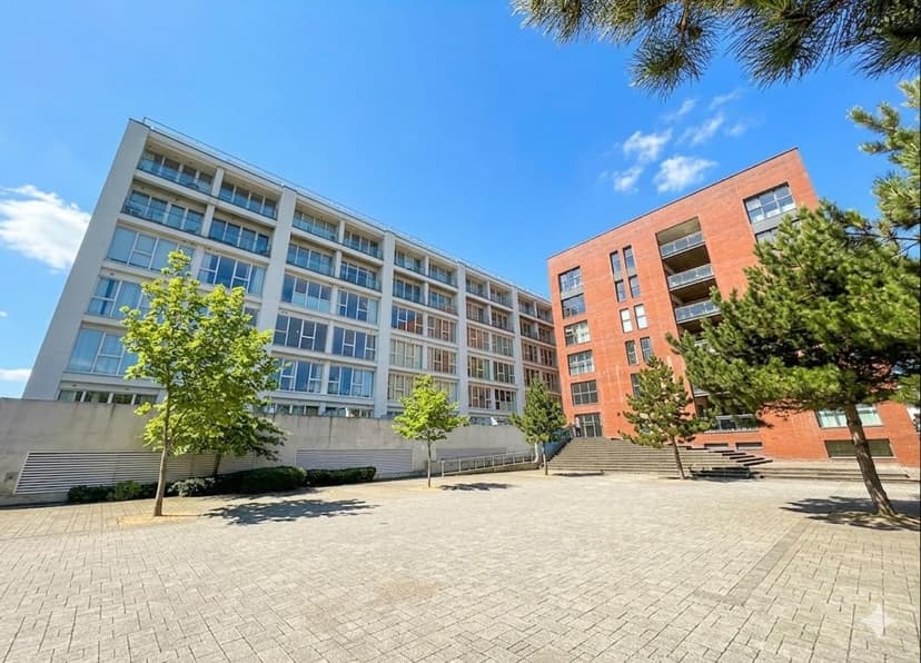 206 Airpoint Skypark Road - Image 1
