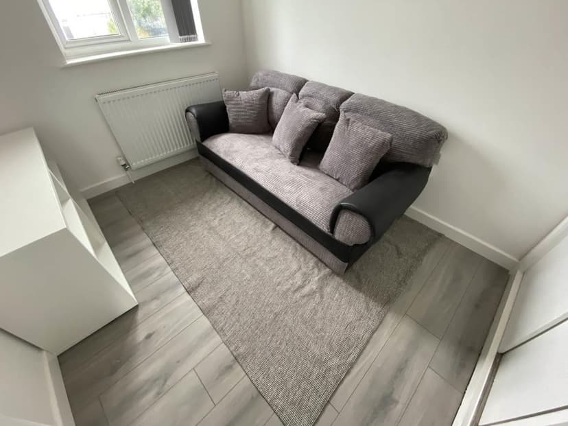 198 Dovercourt Road - Image 4