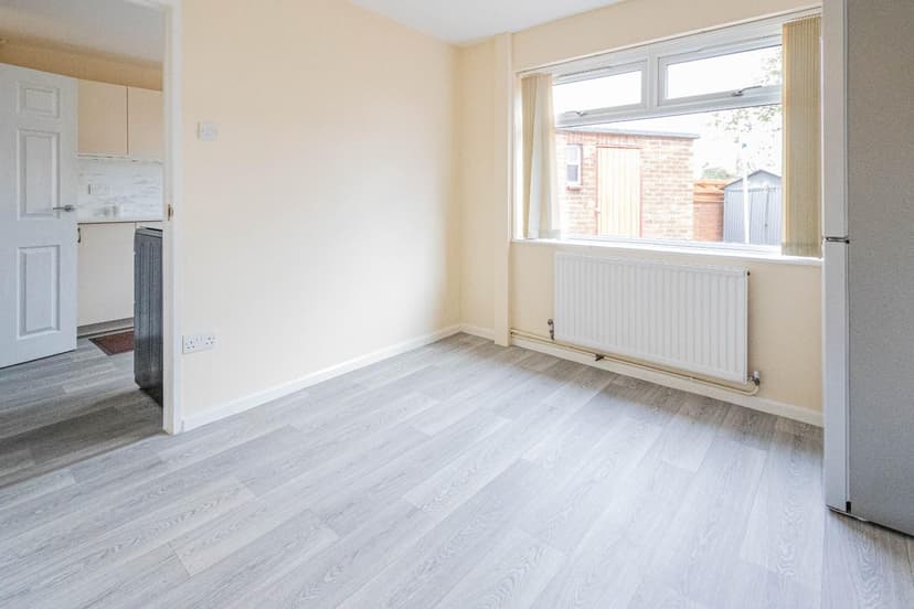 196A Wordsworth Road - Image 4