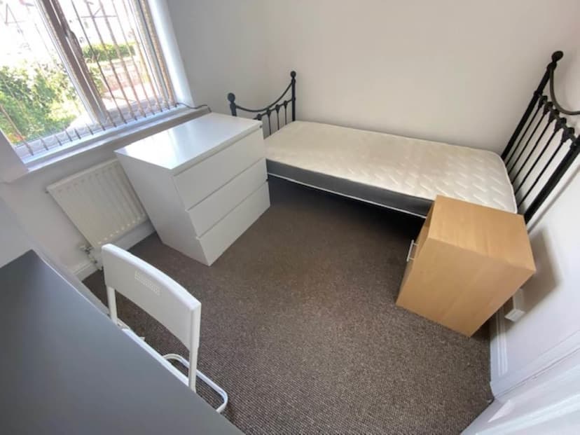 44 Wades Road - Image 5