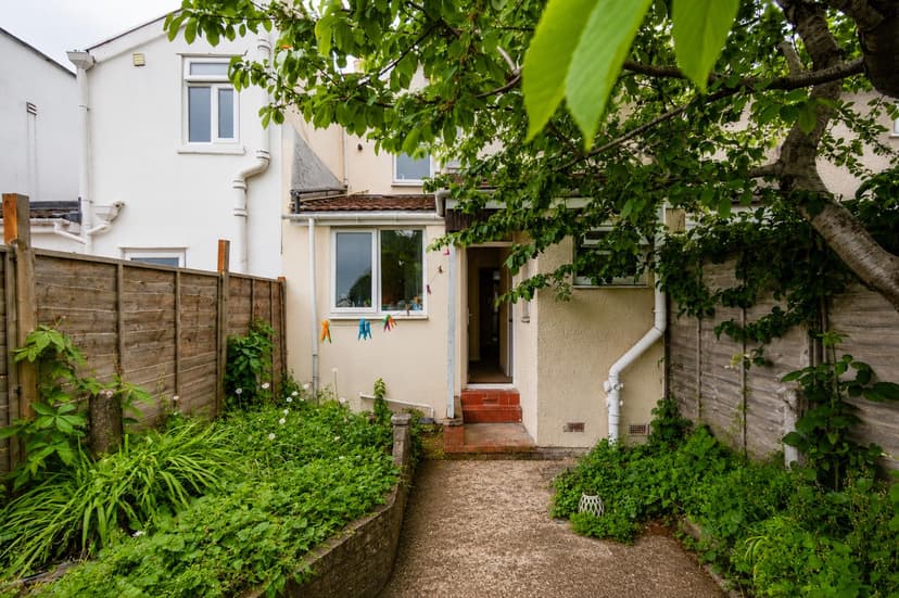 9 Oak Road - Image 11