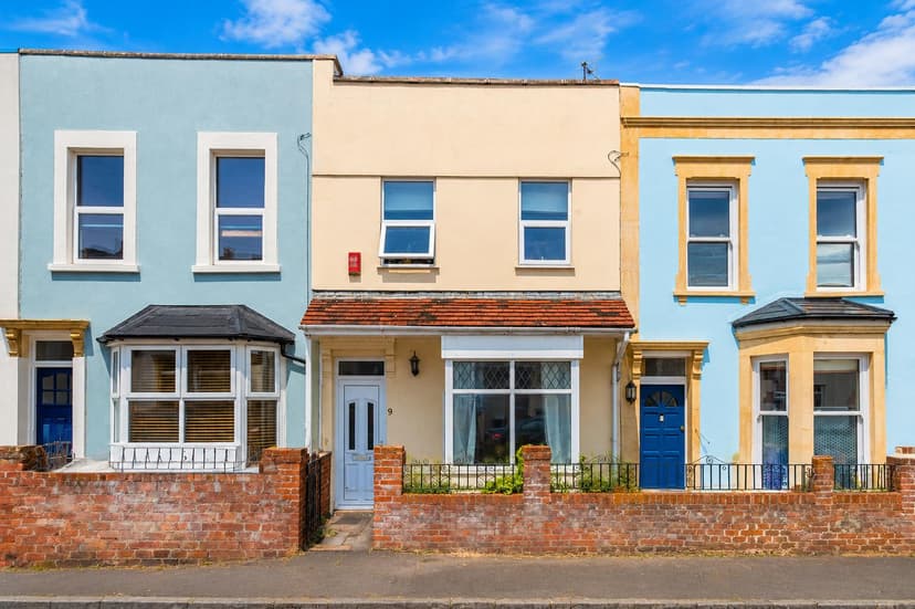9 Oak Road - Image 1