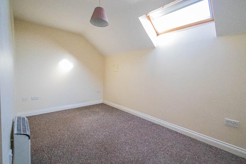 5 Coombe Brook Close - Image 9