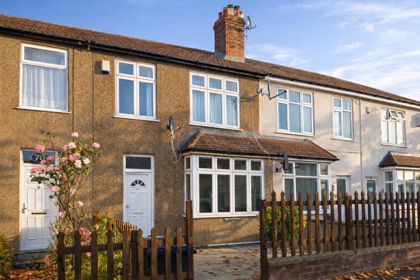 72 Toronto Road - Image 1