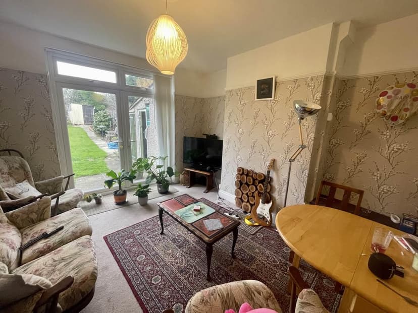 100 Filton Avenue - Image 3
