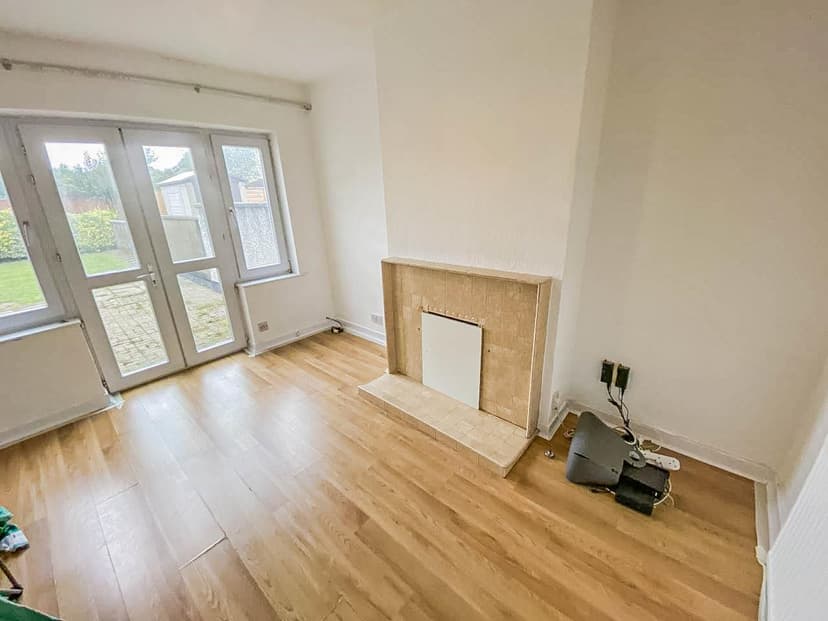 830 Filton Avenue - Image 3