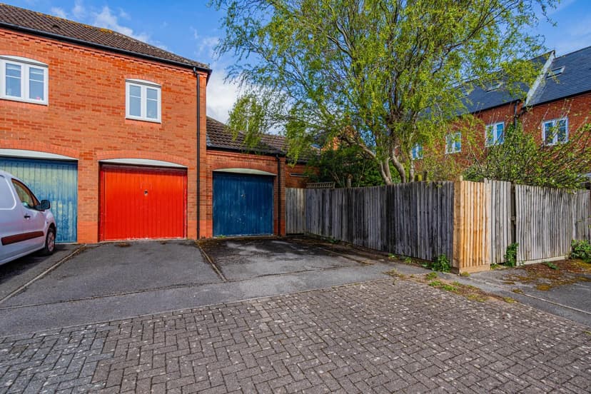 19 Jenny Lane - Image 16