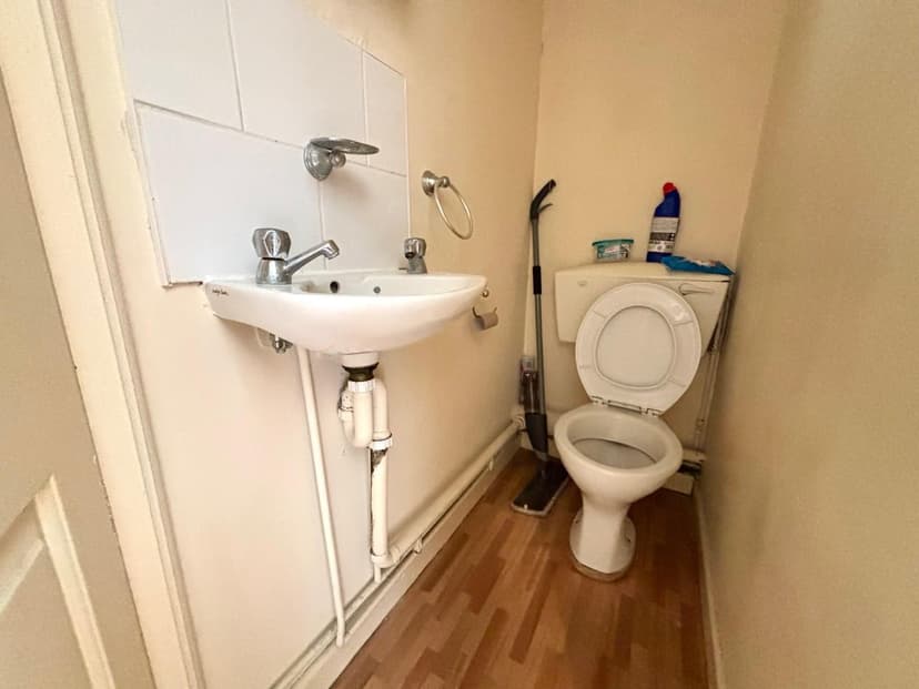 269A Gloucester Road - Image 3