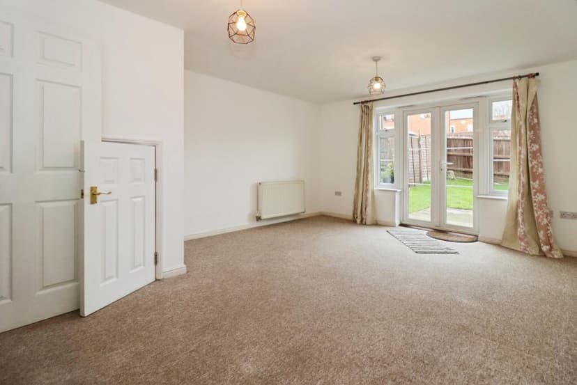 19 Jenny Lane - Image 7