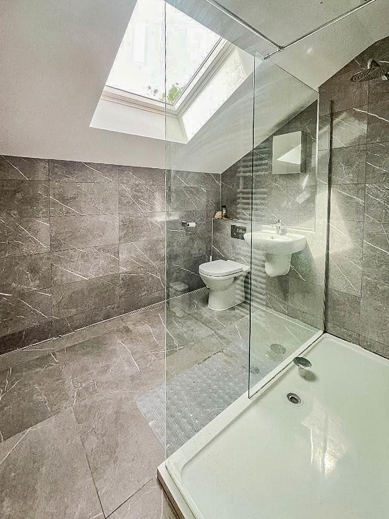 8 Cinderford Close - Image 3