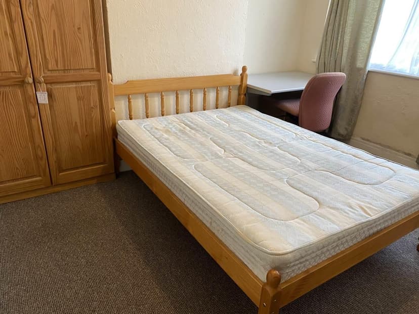 843 Filton Avenue - Image 7