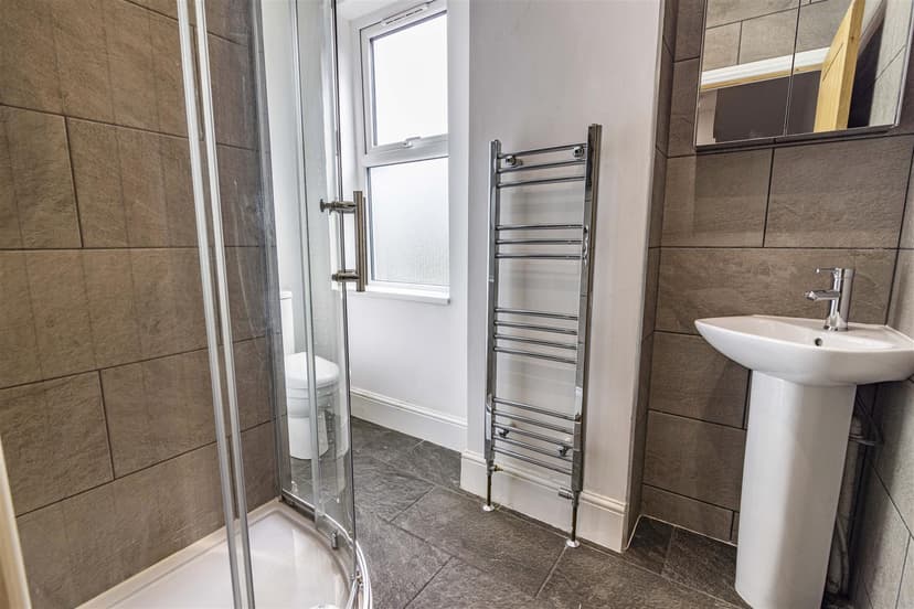 New 230 Radford Boulevard - Image 14