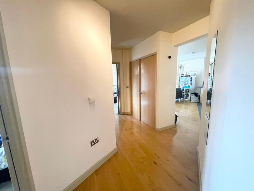 27 Portland Square - Image 6