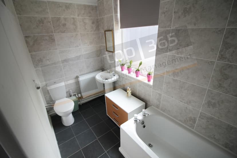 26 Grove Road - Image 6