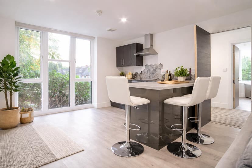 Sherwood, 1 Queens Road East - Image 3