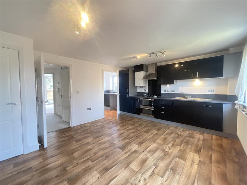 62 Deane Road - Image 7