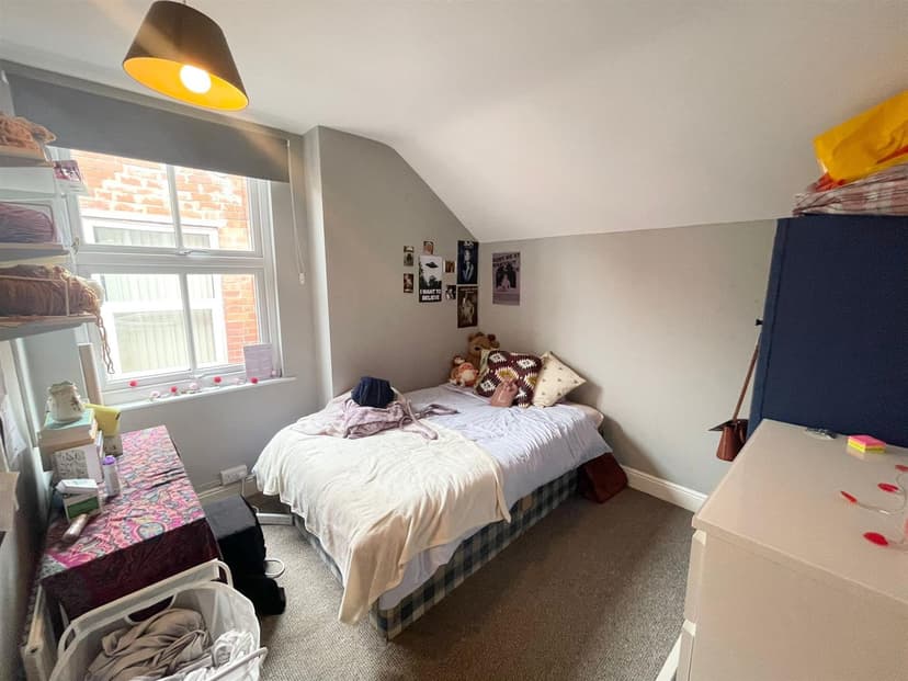 11 Gregory Avenue - Image 8