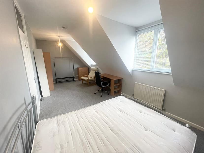 9 Park Ravine - Image 7