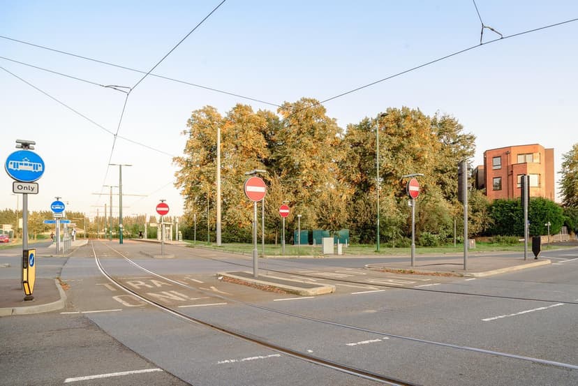 Maid Marian, 1 Queens Road East - Image 9