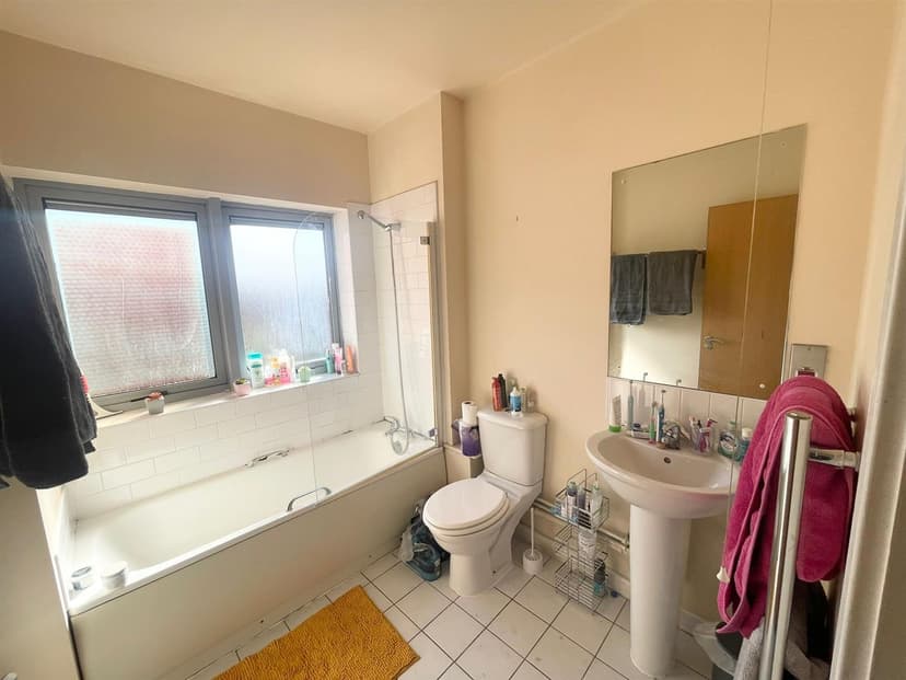 27 Portland Square - Image 5