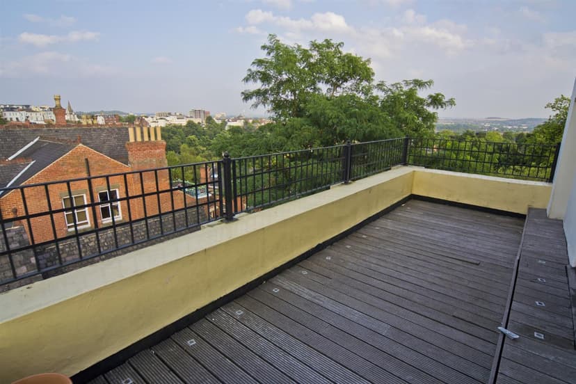 3A Western Terrace - Image 6