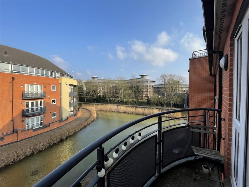 25 Park Wharf Haslam Street - Image 15