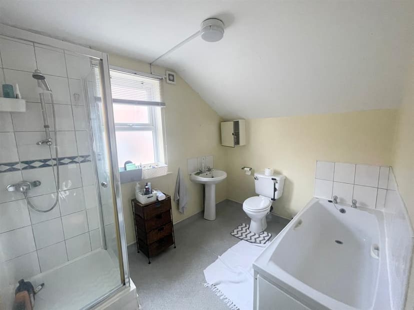 10 Teversal Avenue - Image 5