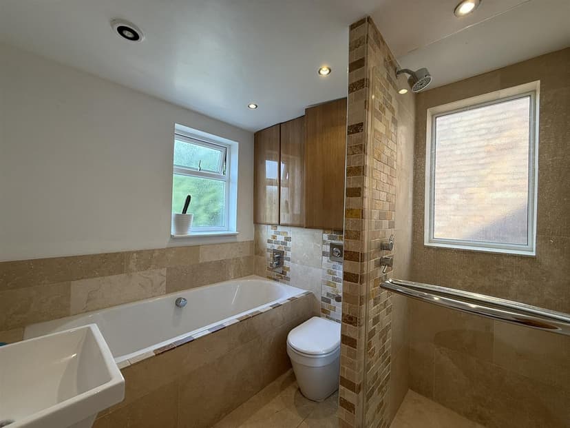 29 Homefield Road - Image 10