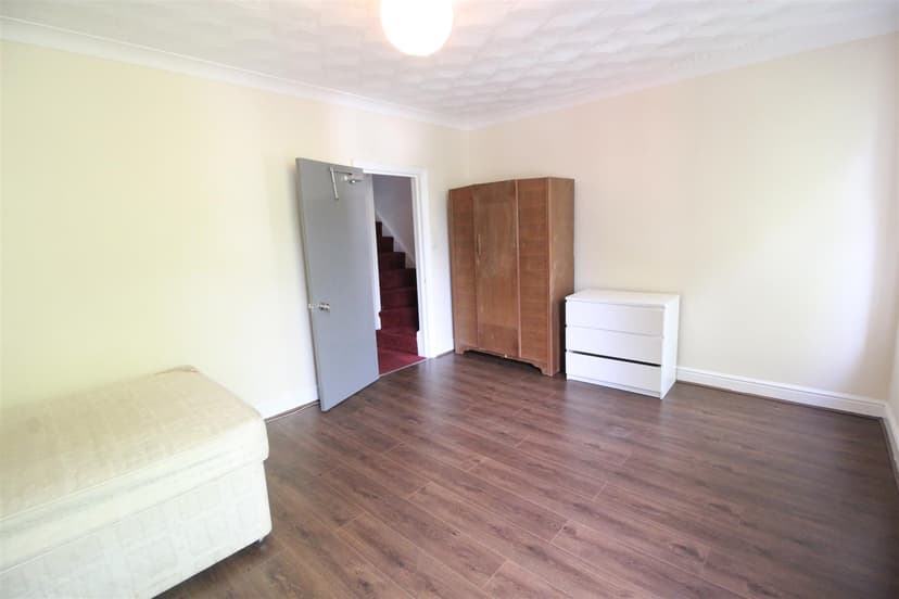 130 Harrington Drive - Image 11