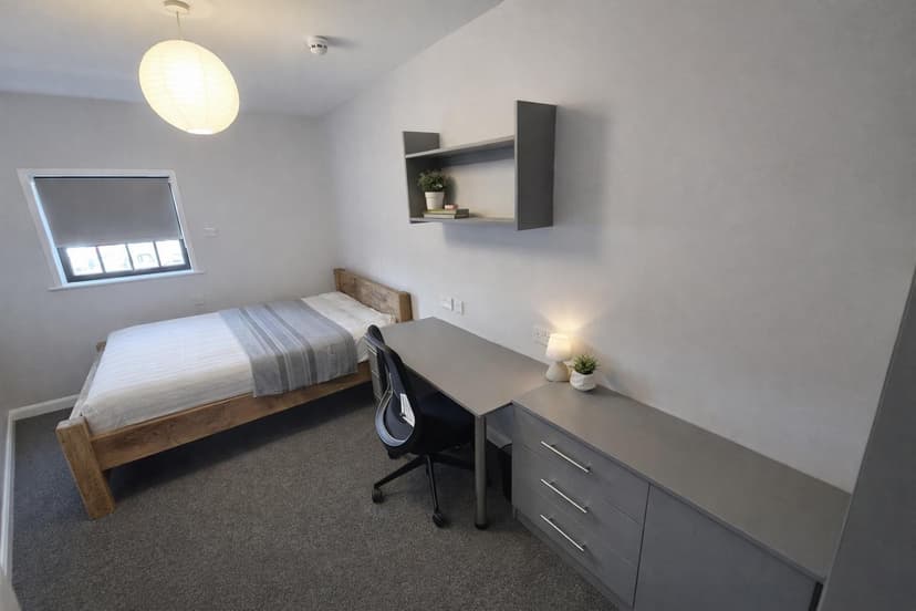 Flat 2 Bath Inn Robin Hood Street - Image 4