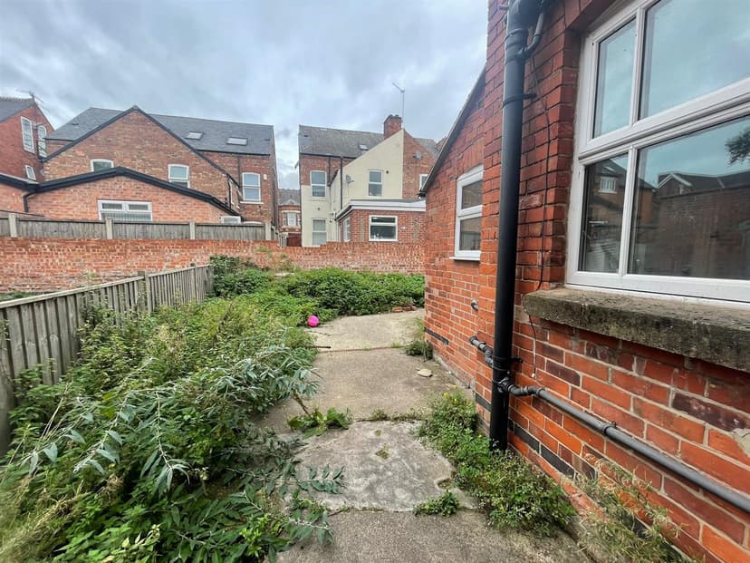 11 Gregory Avenue - Image 11